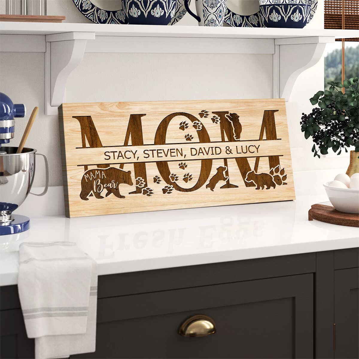 Personalized Mom Canvas Art with Kids' Names - Heartfelt Mother's Day Gift