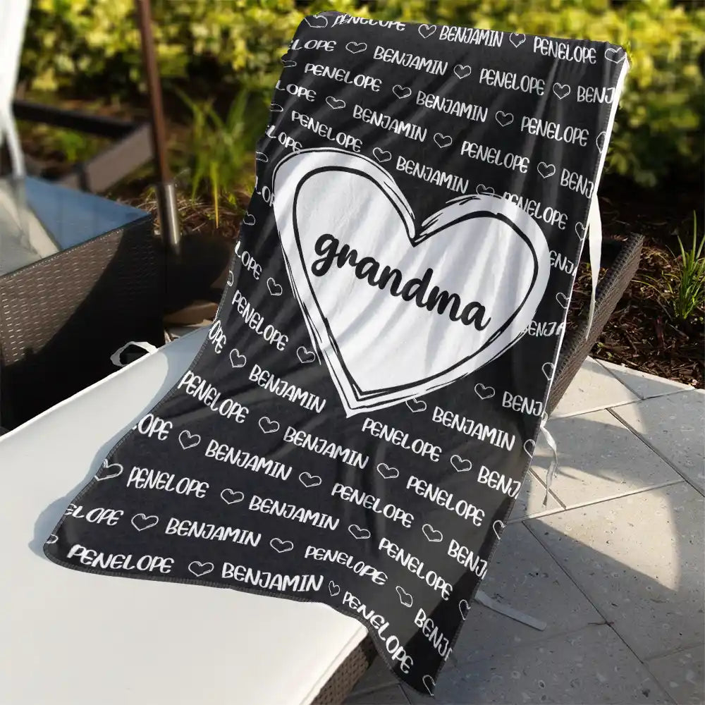 Personalized Nana & Grandkids Name Beach Towel - Custom Gift for Grandma Mom