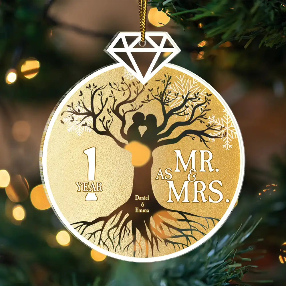 Personalized '50 Years As Mr. & Mrs.' Golden Anniversary Ornament for Couples