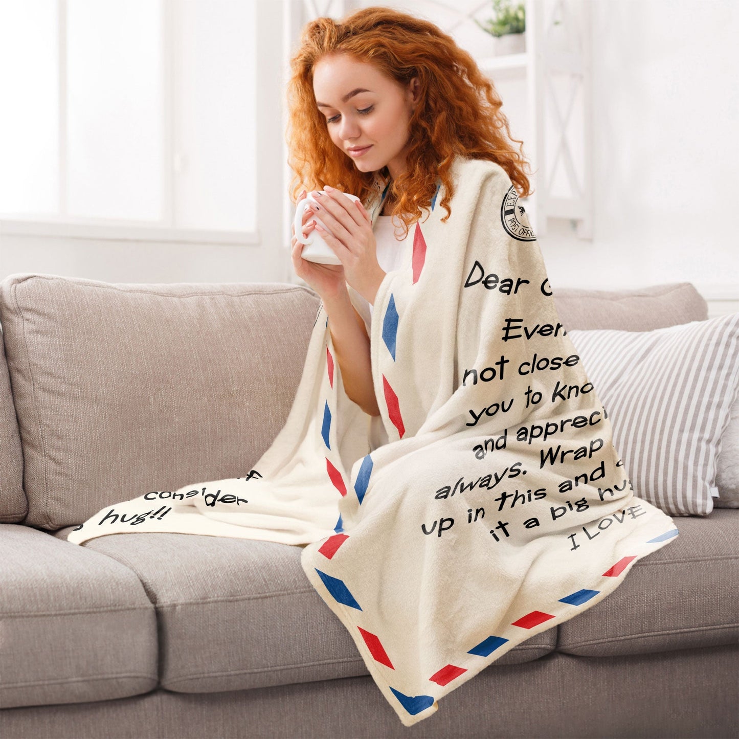 Personalized 'A Big Hug' Photo Blanket for Mom - Heartfelt Long Distance Gifts Gift