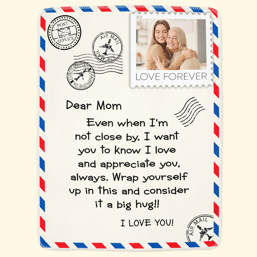 Personalized 'A Big Hug' Photo Blanket for Mom - Heartfelt Long Distance Gifts Gift