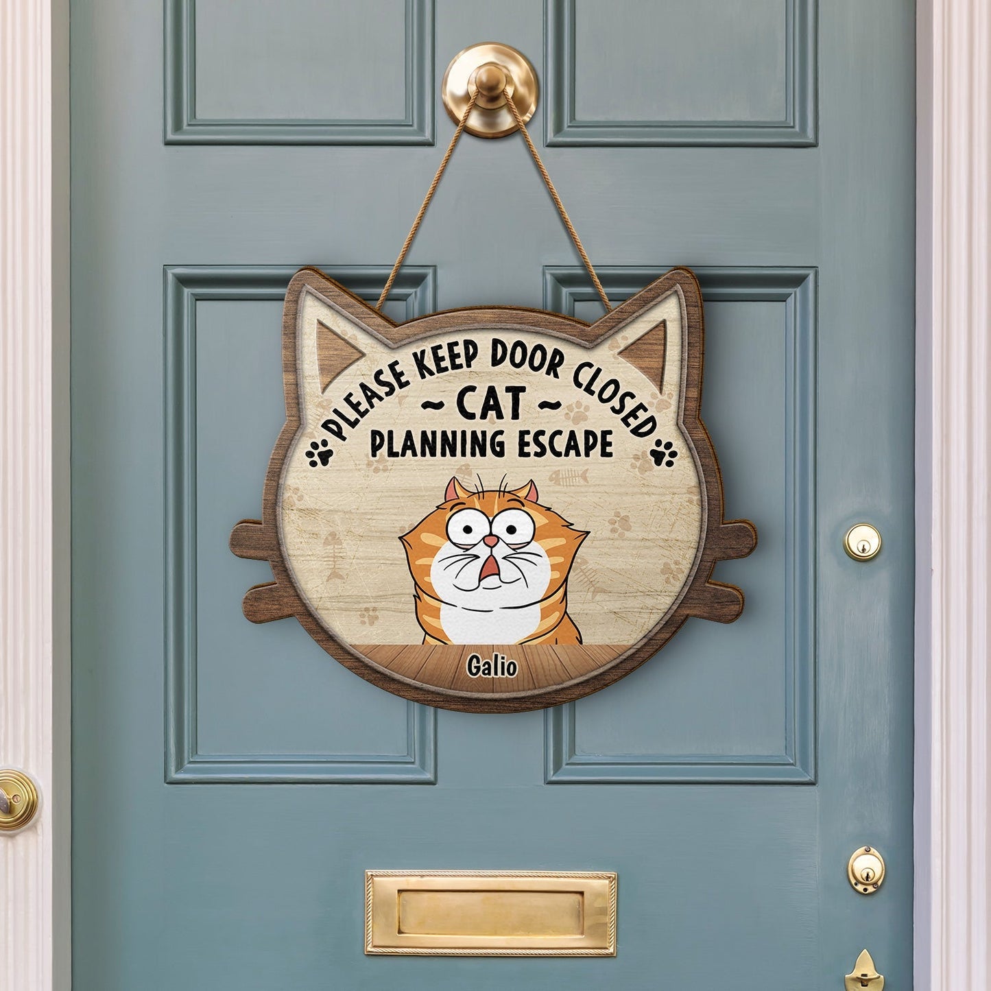 Custom Cat Lovers Wood Sign - 'Keep Door Closed, Cats Planning Escape!'