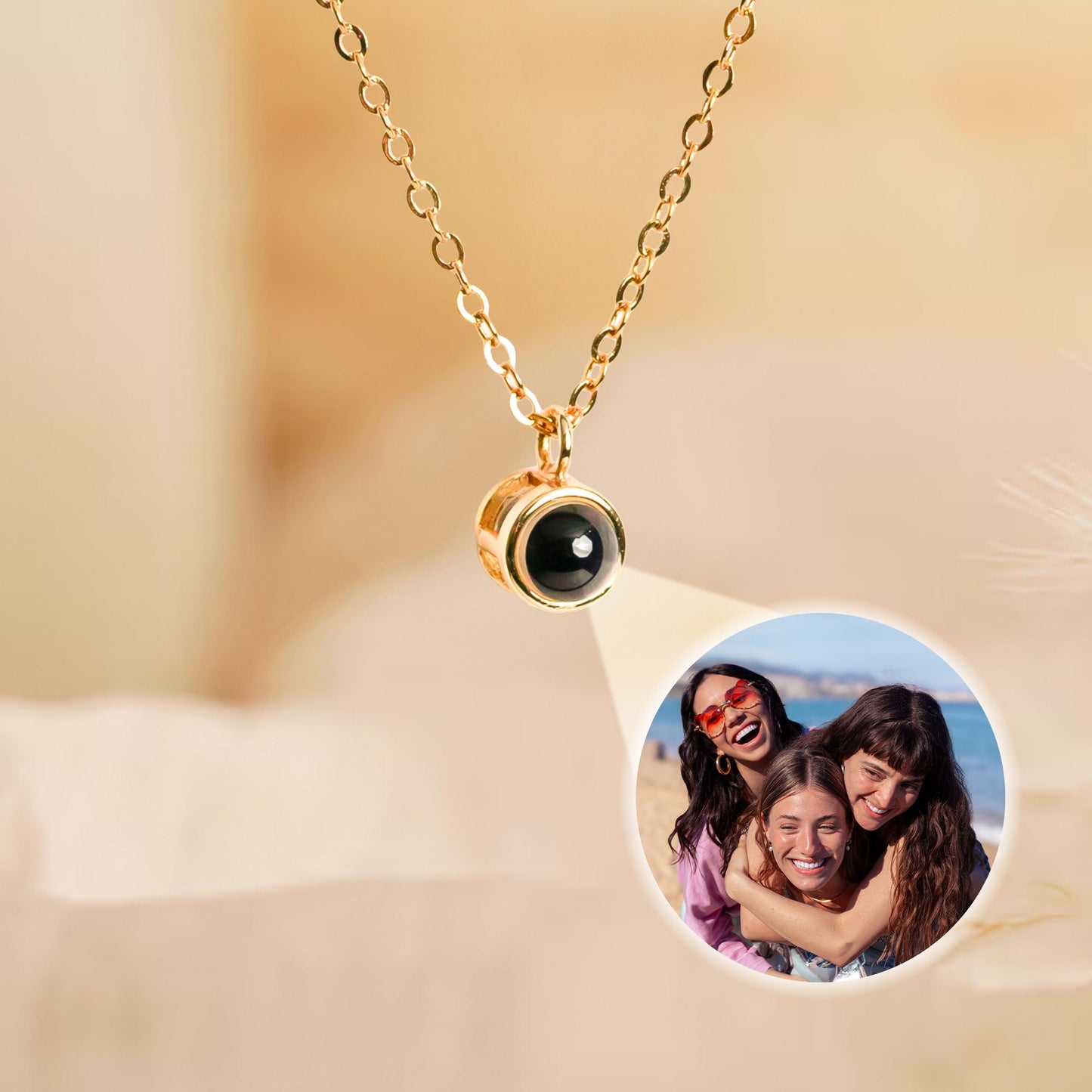 Personalized Photo Projection Necklace: A Cherished Keepsake for Friends
