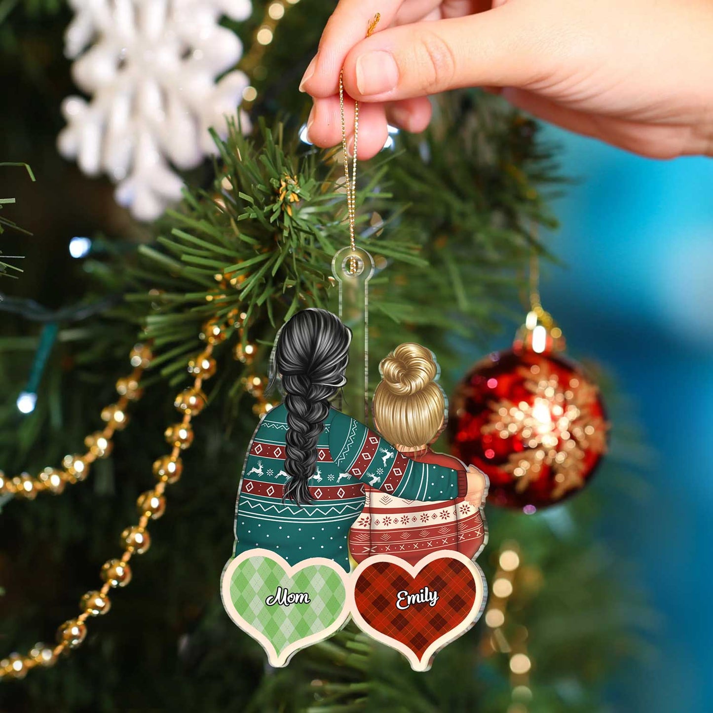 Personalized Hugging Mom Daughter Ornament - Custom Christmas Keepsake Gift