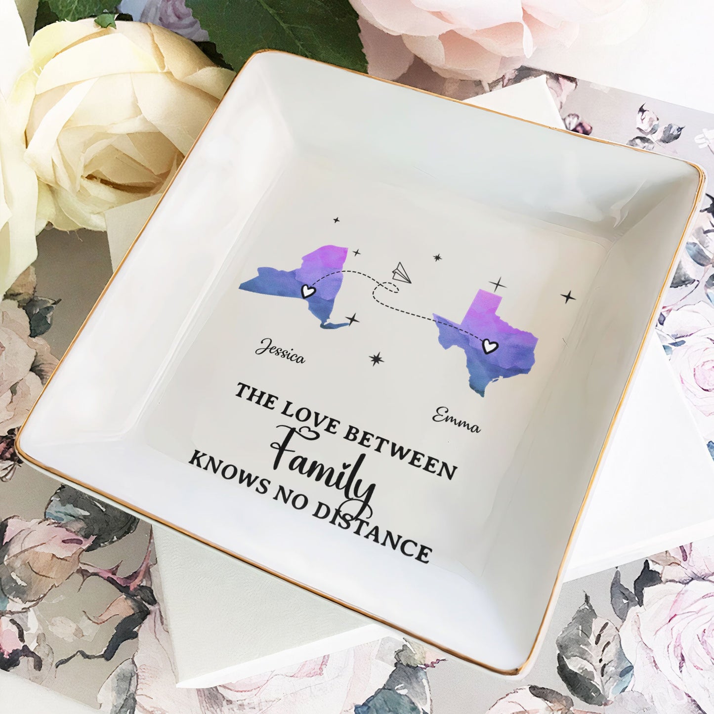 Personalized States Jewelry Dish: 'Love Between Family Knows No Distance'