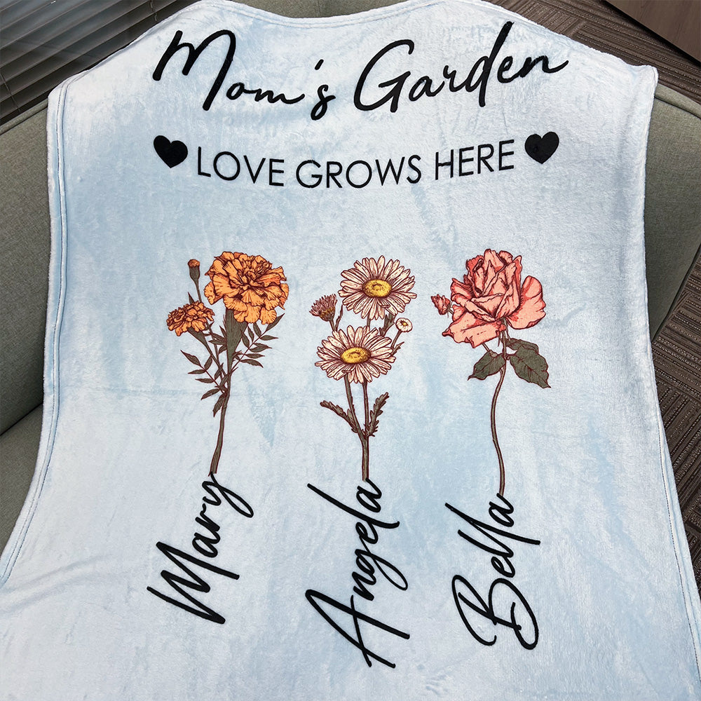 Personalized 'Love Grows Here' Floral Blanket for Mom & Grandma