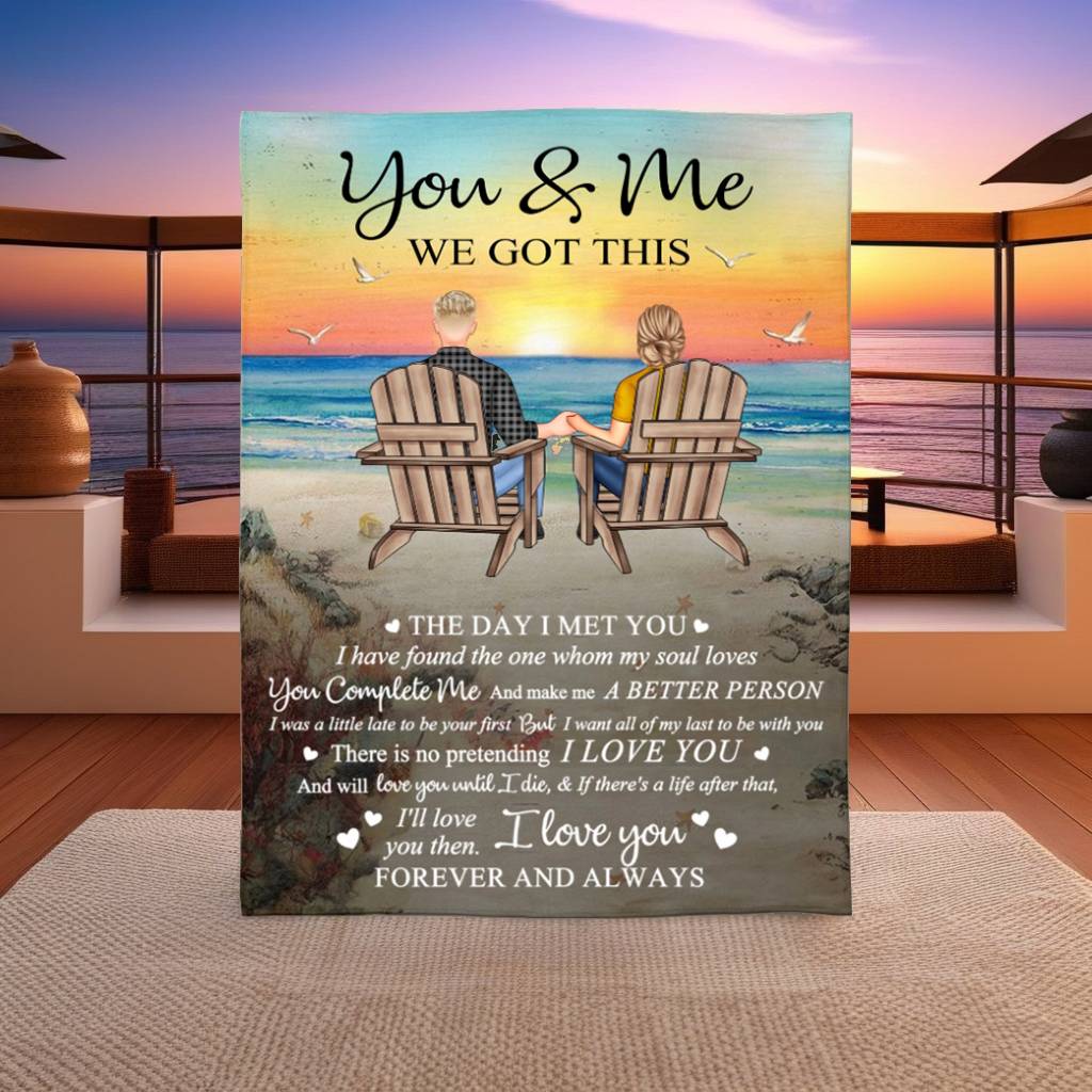 Heartfelt Personalized 'The Day I Met You' Blanket for Couples