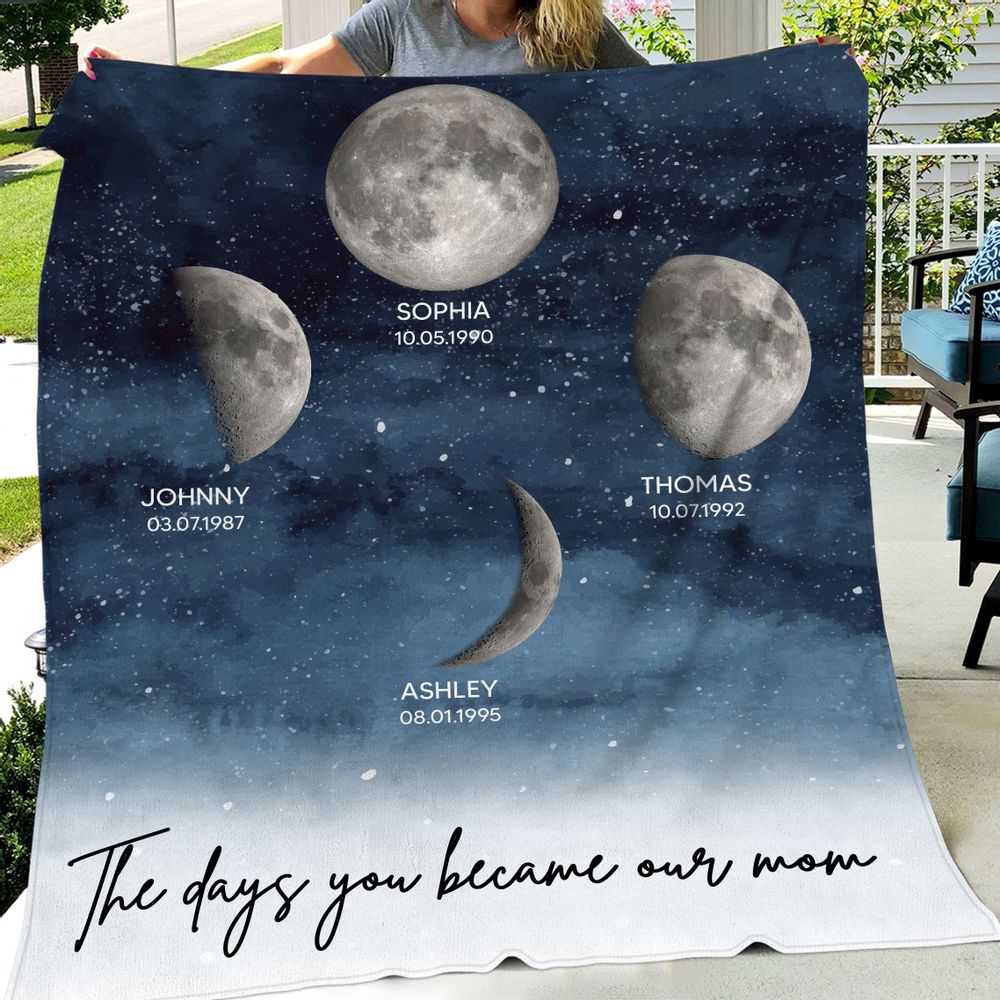 The Day You Became Mom - Personalized Custom Starry Night Birthday Moon Phase Blanket