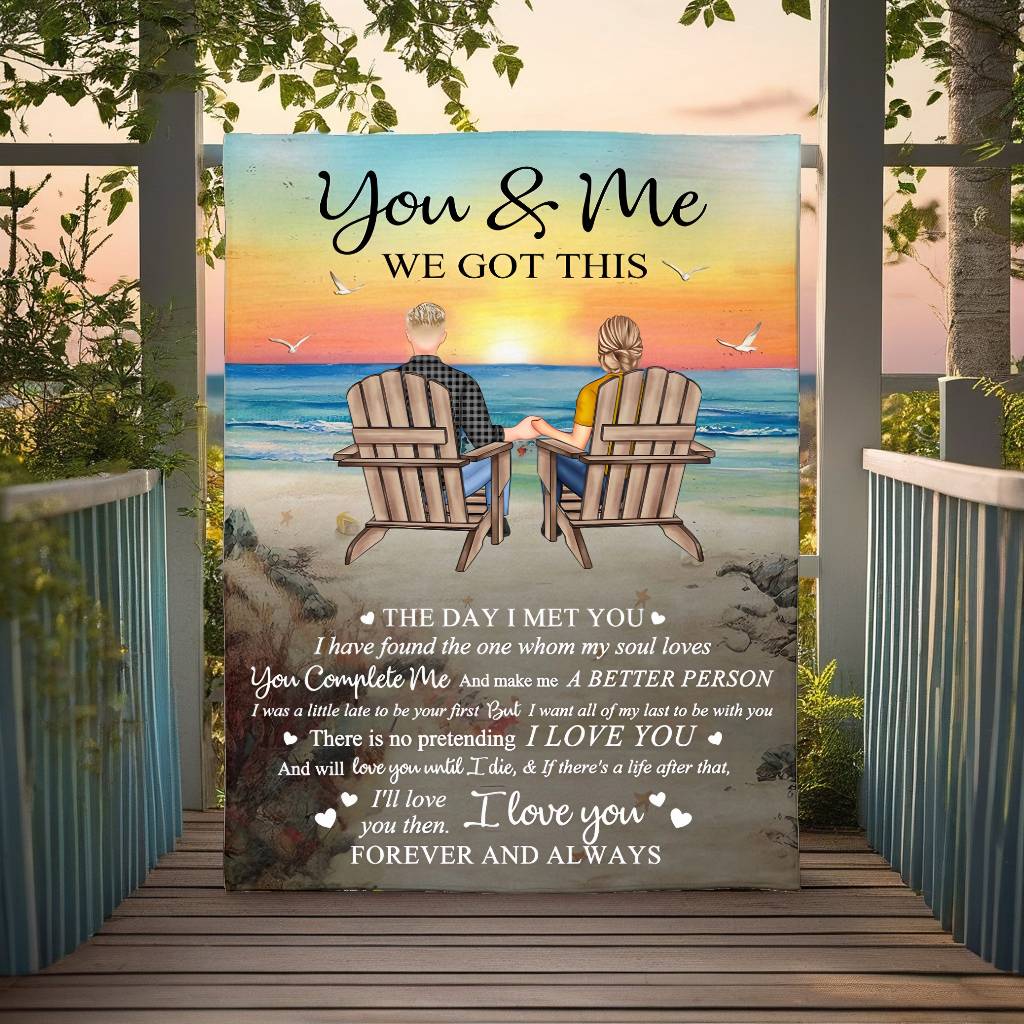 Heartfelt Personalized 'The Day I Met You' Blanket for Couples
