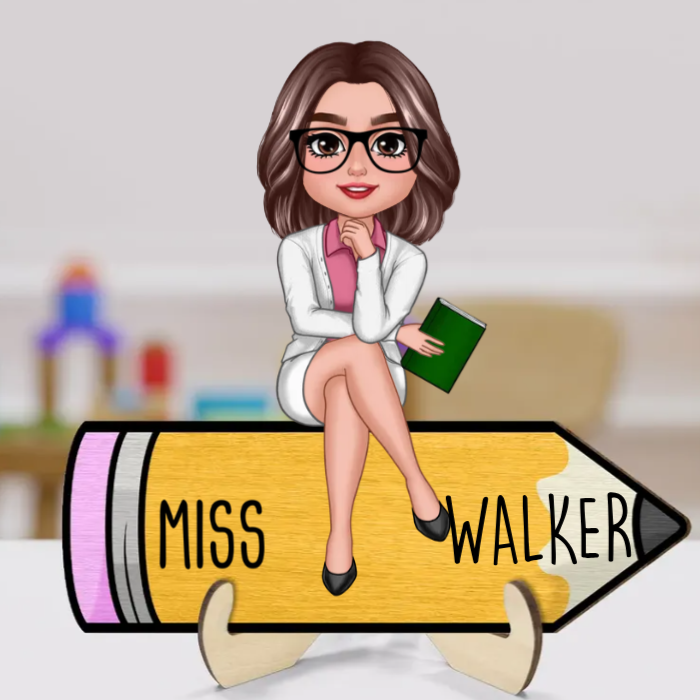 Personalized teacher appreciation plaque with custom name and cartoon doll sitting on a yellow pencil sign