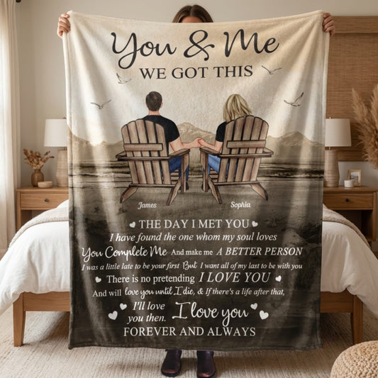Heartfelt Personalized 'The Day I Met You' Blanket for Couples