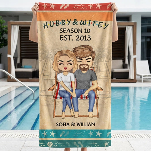 Personalized 'Hubby & Wifey Season' Beach Towel - Custom Anniversary Gift