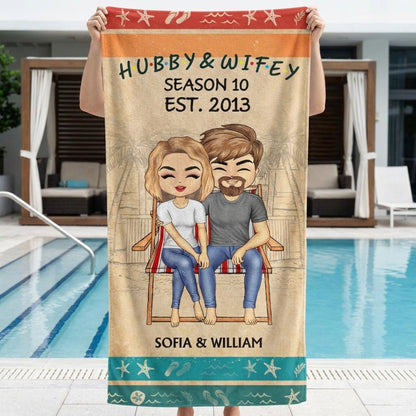 Personalized 'Hubby & Wifey Season' Beach Towel - Custom Anniversary Gift