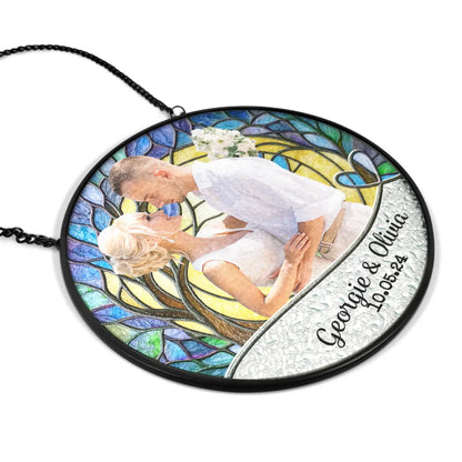 Suncatcher Ornament detail view for Couples