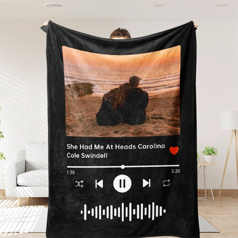 Personalized Couple Photo Blanket with Song - Custom Valentine’s & Anniversary Present