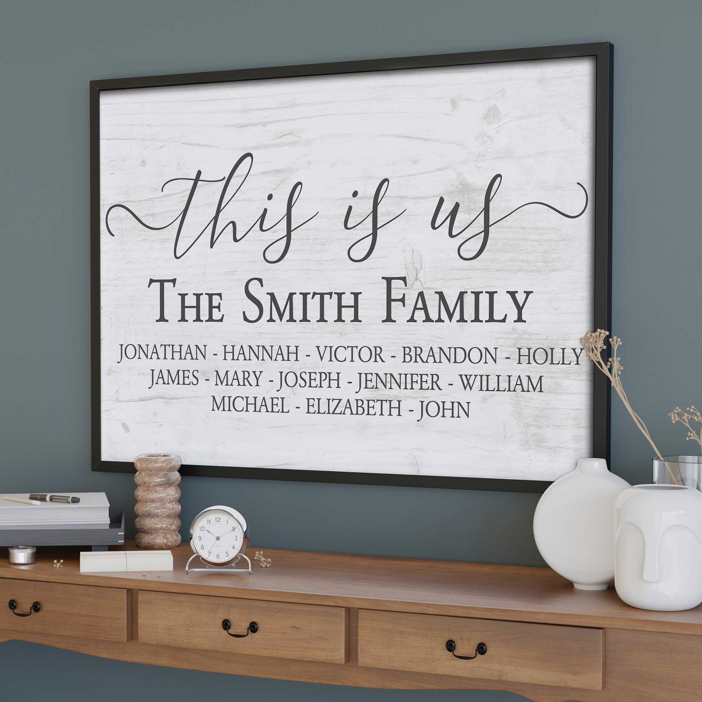 This Is Us, Elegant Family Name Display