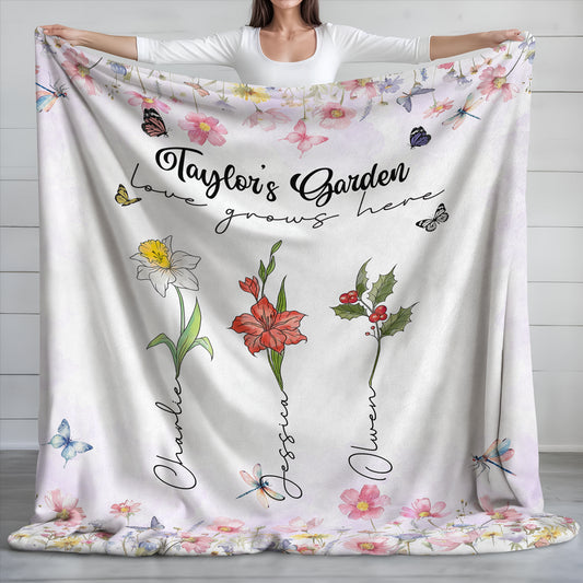Personalized 'Love Grows Here' Family Garden Blanket with Names for Mom