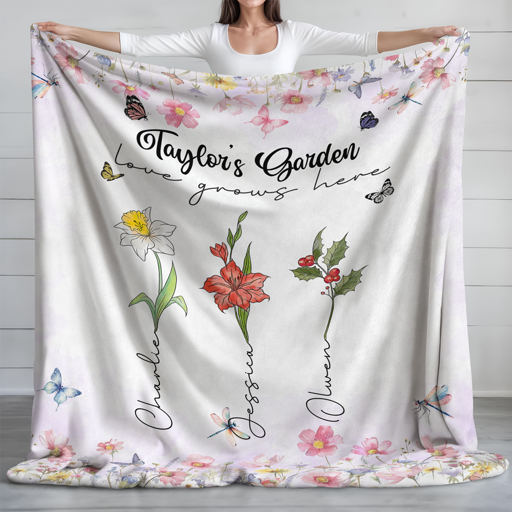 Personalized 'Love Grows Here' Family Garden Blanket with Names for Mom