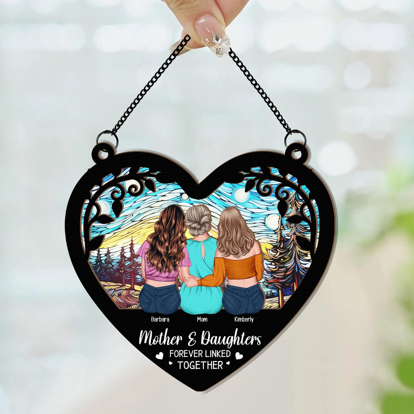 Heartfelt Personalized Suncatcher for Mom & Daughters: 'Forever Linked Together'