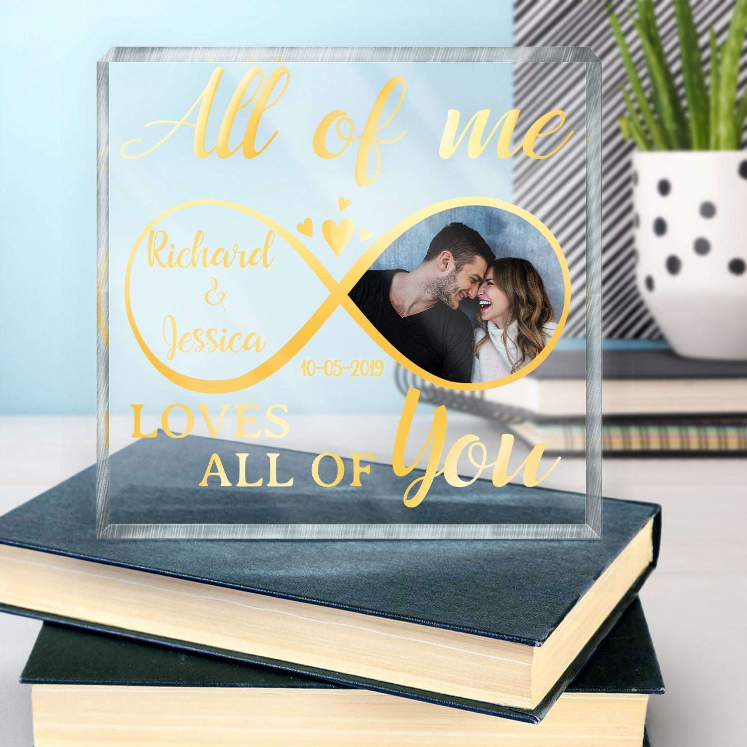 Plaque material and size view - Custom Photo Infinity Acrylic Plaque