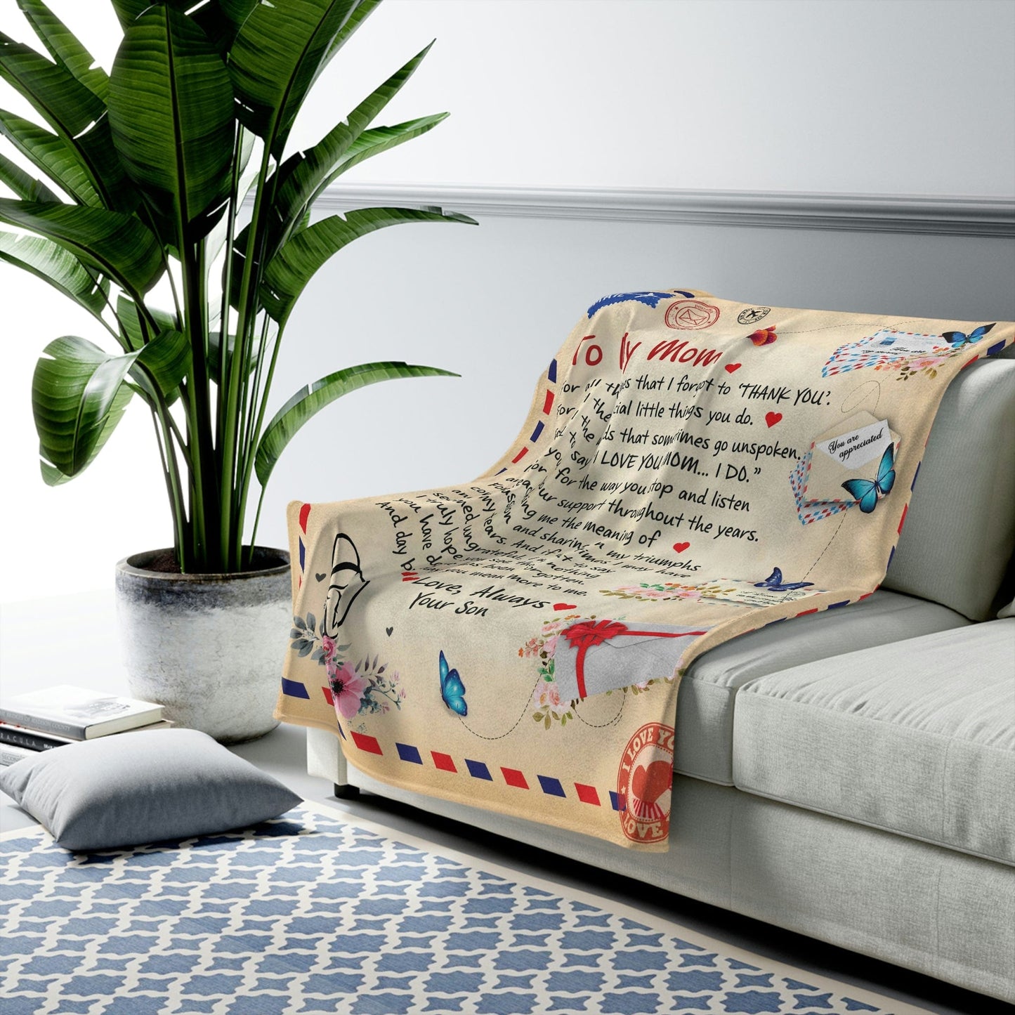 Personalized 'To My Mom' Blanket | Heartfelt Custom Gift for Mom