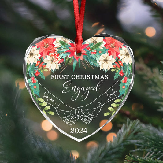 GeckoCustom Personalized Gift Holding Hands First Christmas Couple - Heart Shaped Glass Ornament HA75 891763 8 cm