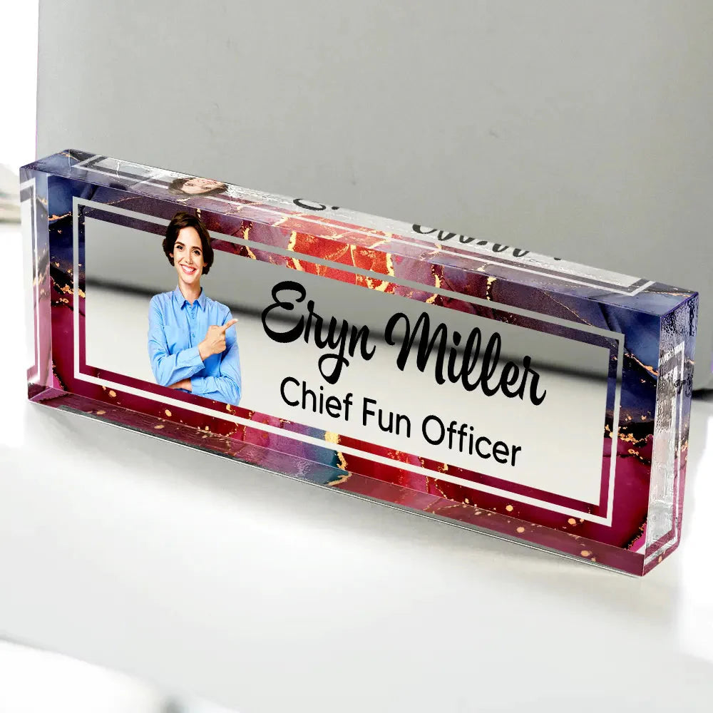 Personalized Desk Name Plate personalization view for Colleagues