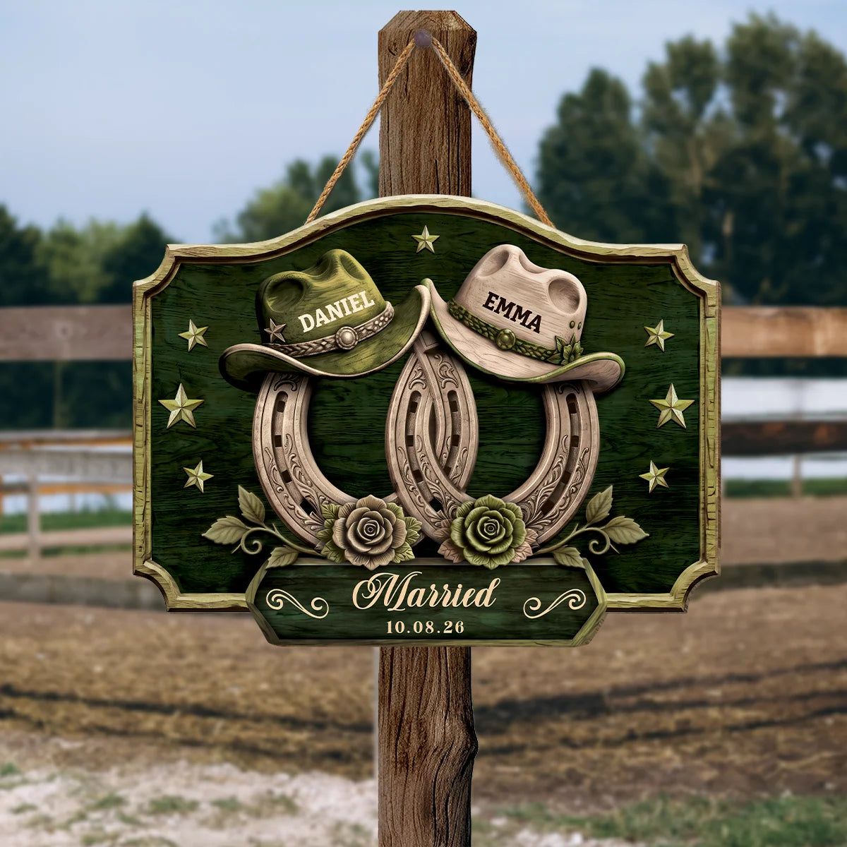 Personalized Horseshoe Wood Sign - Custom Cowboy Hat Couple Plaque for Engagement & Wedding Gift