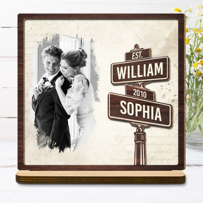 Wood Sign detail view for Couples