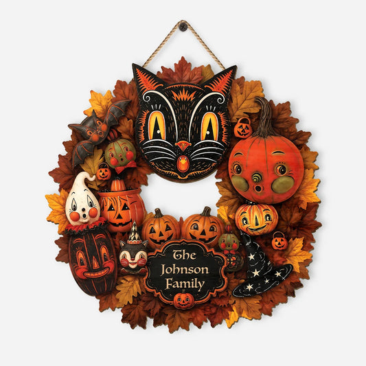 Personalized Halloween Wreath Wood Sign - Custom Family Name Vintage Black Cat & Pumpkin Decor