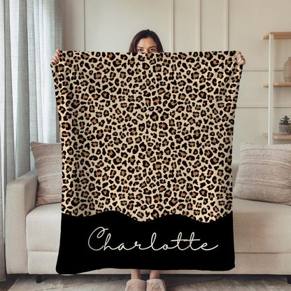 Custom Name Leopard Print Blanket – Personalized Cheetah Throw, Gift for Mom or Sister