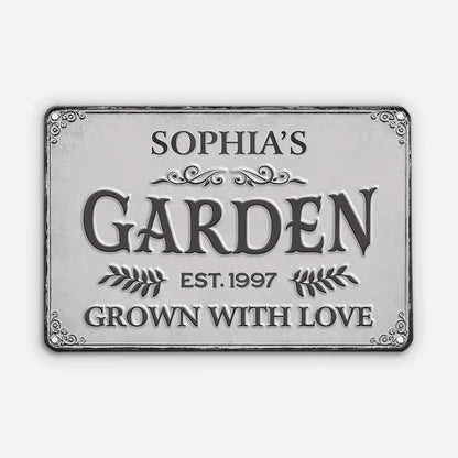 Personalized Garden Metal Sign personalization view for Mom