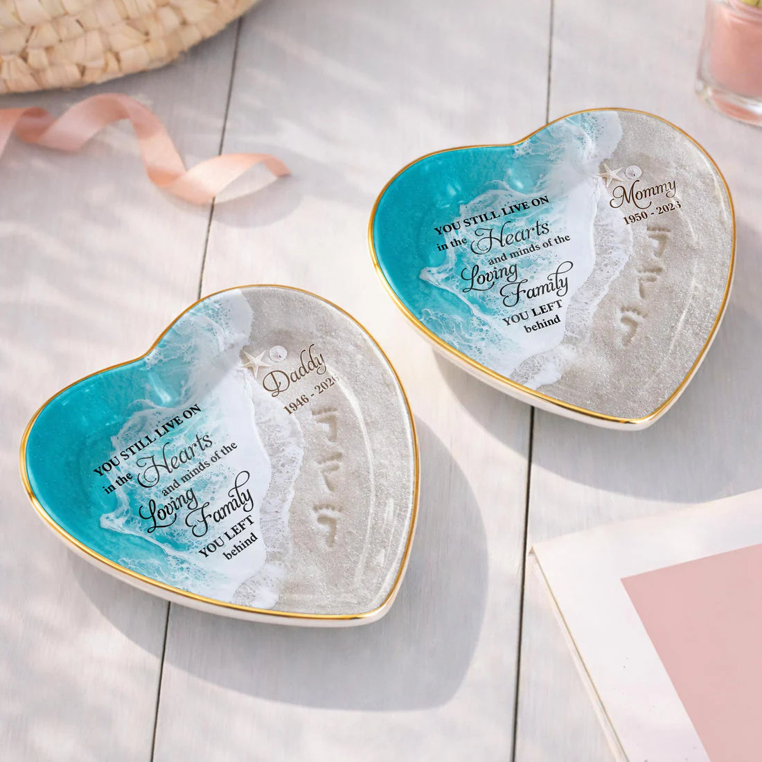Ceramic Ornament gift-ready design for Family