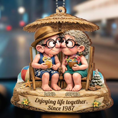 Enjoying Life Together With Tropical Theme