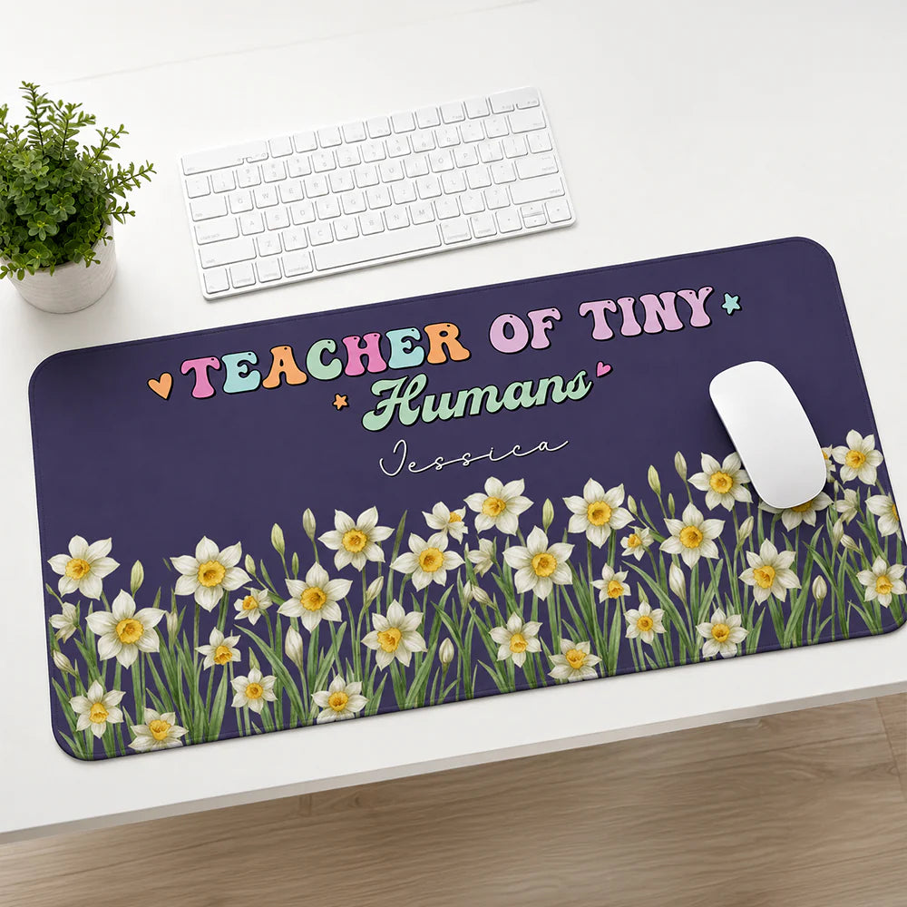 Wood Sign material and size view - Personalized Teacher Desk Mat