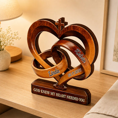 Custom Couples Interlocking Hearts Wooden Plaque for Wife with personalized design details for meaningful gifting image 6