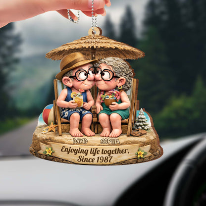 Enjoying Life Together With Tropical Theme