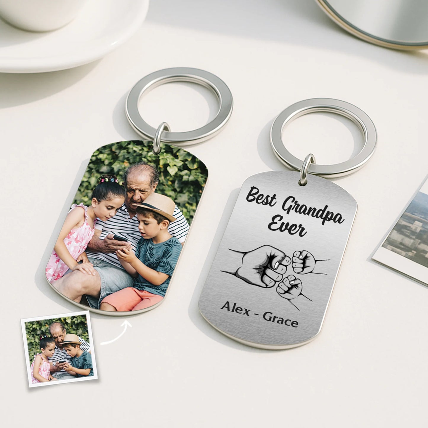 Personalized Dad Keychain personalization view for Dad