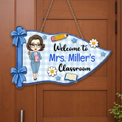 Personalized teacher wood sign with custom name and cartoon avatar for classroom door decor