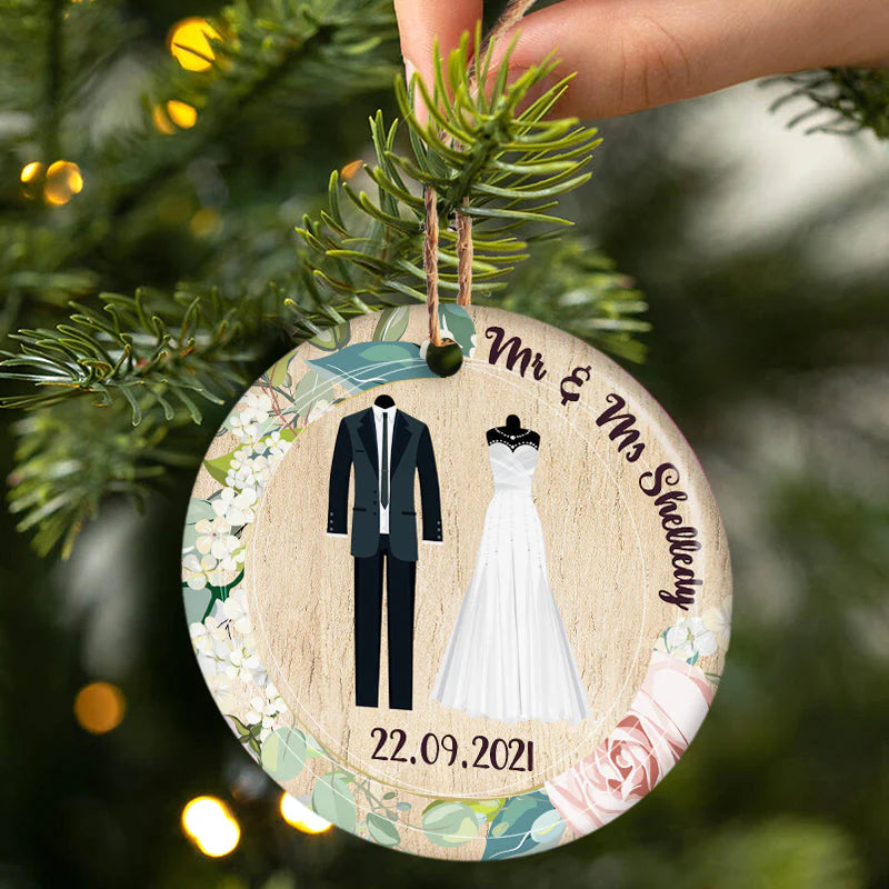 Ceramic Ornament detail view for Couples