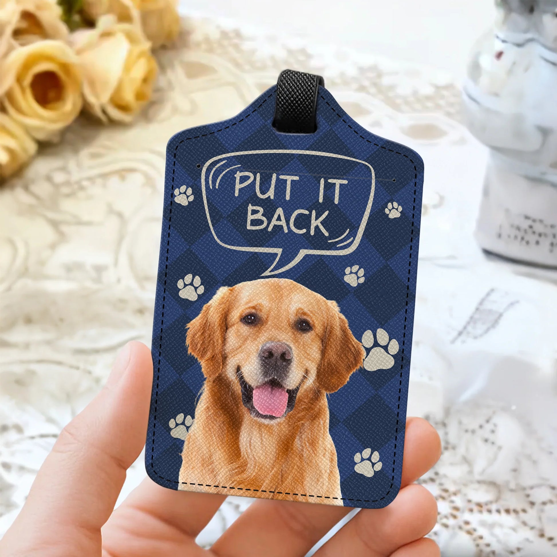 Luggage Tag detail view for Dog Lovers