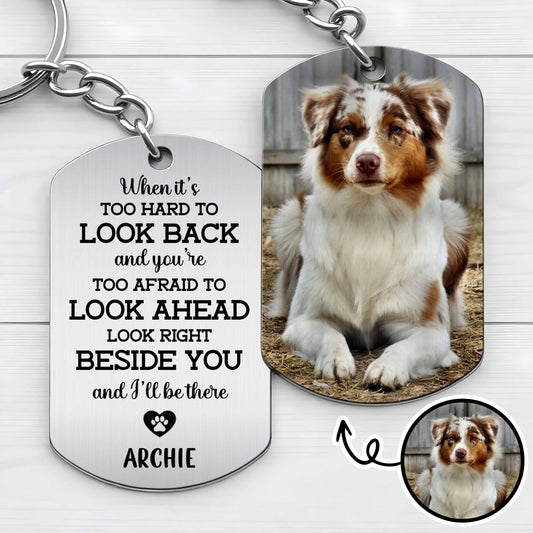 Personalized pet memorial keychain with custom dog photo print and engraved remembrance quote for dog lovers