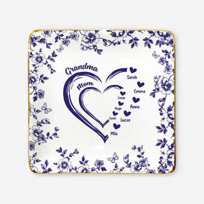 Grandma Mom Heart Personalized Ceramic Jewelry Dish - Custom Ring Trinket Tray Gift for Her