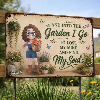 Personalized garden metal sign with cartoon woman and flowers, custom outdoor wall decor gift for mom image 7