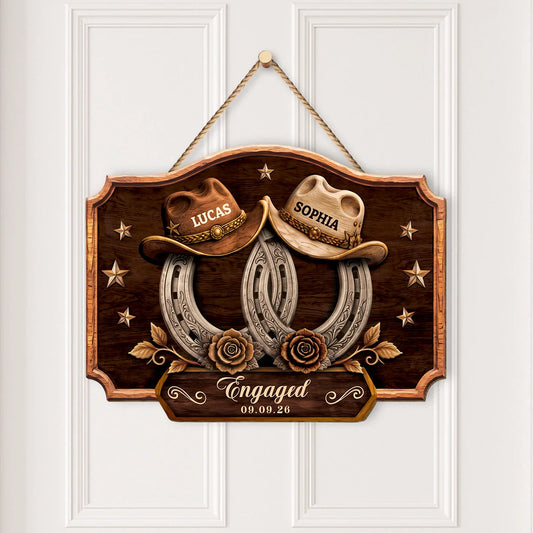Personalized Horseshoe Wood Sign - Custom Cowboy Hat Couple Plaque for Engagement & Wedding Gift