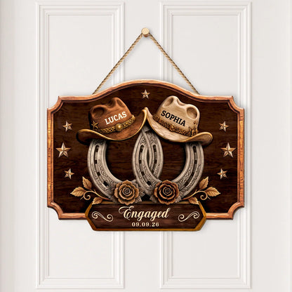 Personalized Horseshoe Wood Sign - Custom Cowboy Hat Couple Plaque for Engagement & Wedding Gift