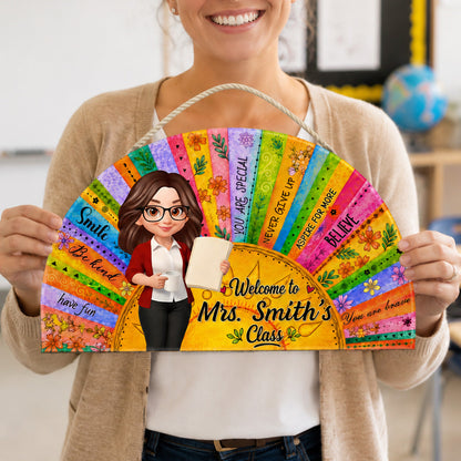 Wood Sign material and size view - Personalized Teacher Door Sign